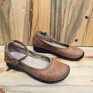 KEEN Cush Brown Leather Ballet Flats w/Ankle Strap
